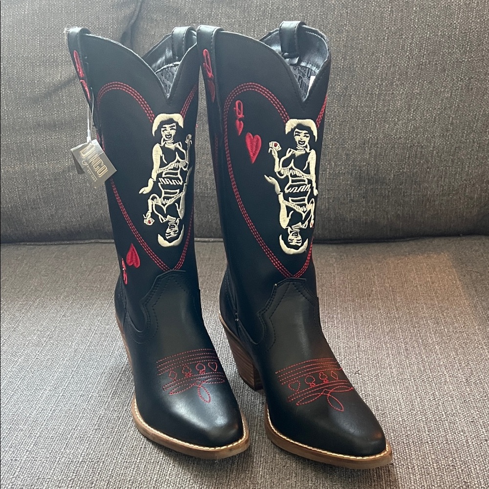 DINGO Queen of hearts cowgirl boots